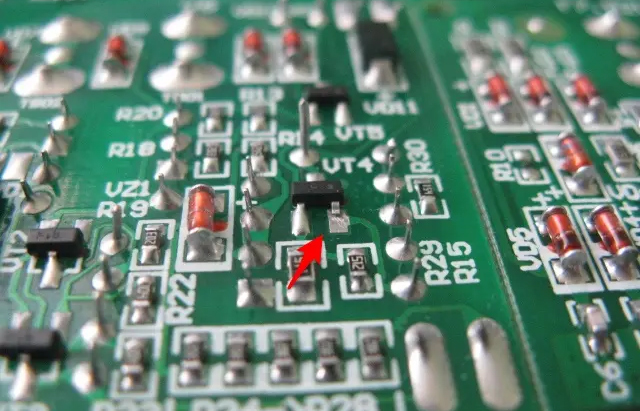 What are the causes of false welding?