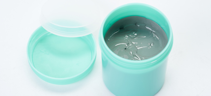 The difference between lead-free solder paste and leaded solder paste?